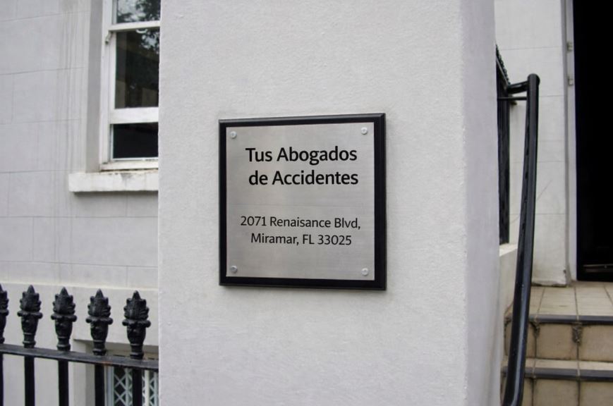Tus Abogados de Accidentes Storefront